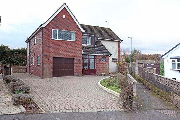 4 Bedroom Detached House For Sale In Churchill Avenue, Trentham, Stoke-On-Trent, ST4