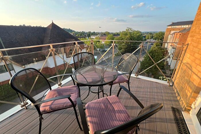 1 Bedroom Flat For Sale In Flambard Way, Godalming, Surrey, GU7