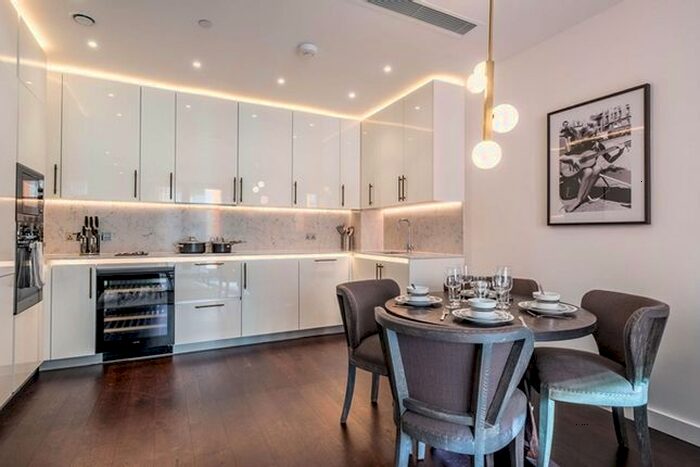 3 Bedroom Flat To Rent In Charles Clowes Walk, London, SW11