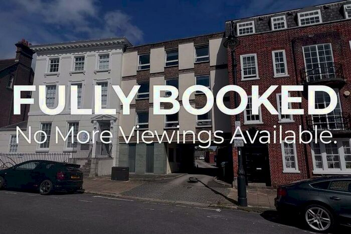 2 Bedroom Flat To Rent In High Street, Fareham, PO16