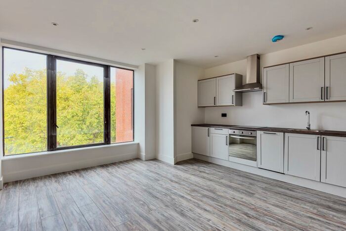 2 Bedroom Apartment To Rent In Swindon, Wiltshire, SN1