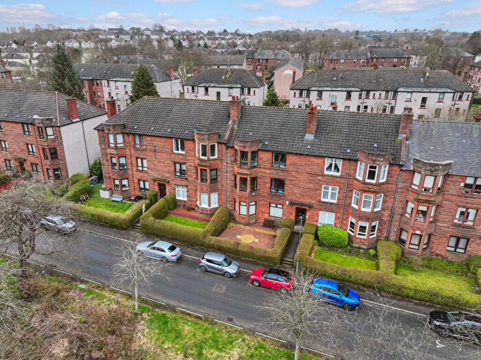 2 Bedroom Flat For Sale In Dee Street, Riddire, G33