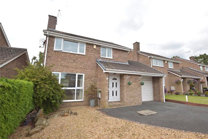 4 Bedroom Detached House For Sale In Ashwood, Leeds, West Yorkshire, LS14