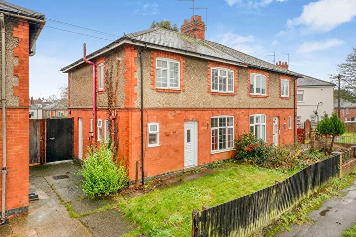 3 Bedroom Semi Detached House For Sale In Saxon Street, Northampton, NN3