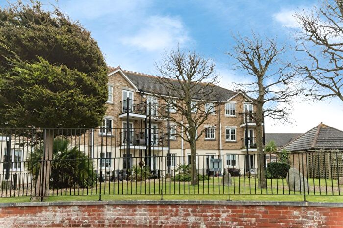 2 Bedroom Flat For Sale In Long Beach View, Eastbourne, BN23