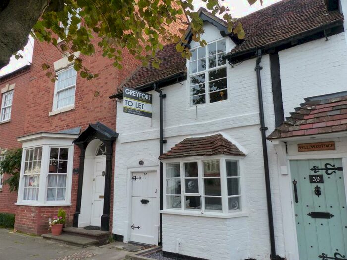 2 Bedroom Cottage To Rent In High Street, Henley-in-Arden, B95