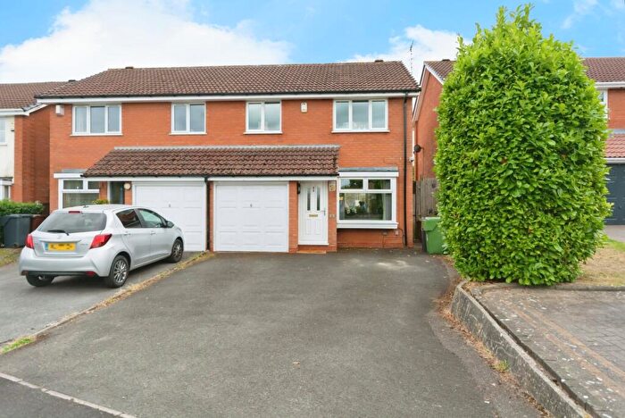 3 Bedroom Semi-Detached House For Sale In Hillaire Close, Birmingham, West Midlands, B38
