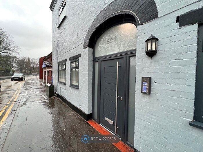 Studio To Rent In Oldham Road, Rochdale, OL16