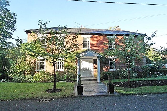 5 Bedroom Detached House For Sale In White Waltham/paley Street, SL6