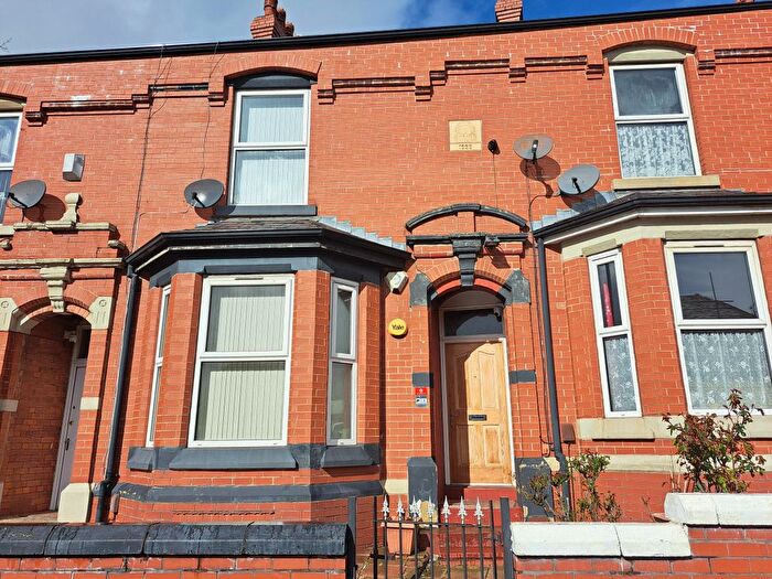 3 Bedroom Terraced House To Rent In Mossley Road, Ashton-Under-Lyne, OL6