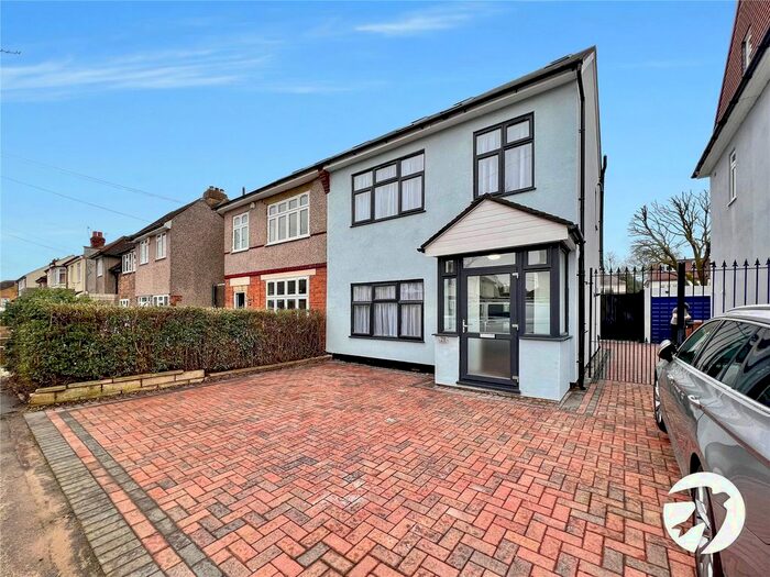4 Bedroom Semi-Detached House To Rent In Sydney Road, Bexleyheath, DA6