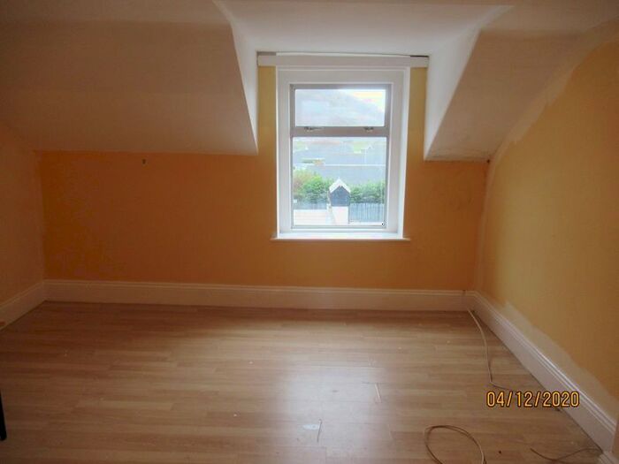 1 Bedroom Flat To Rent In Beach Road, Fairbourne, LL38