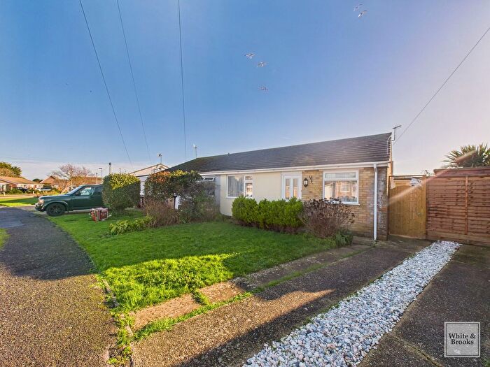 2 Bedroom Semi Detached Bungalow For Sale In Marine Drive, Selsey, PO20