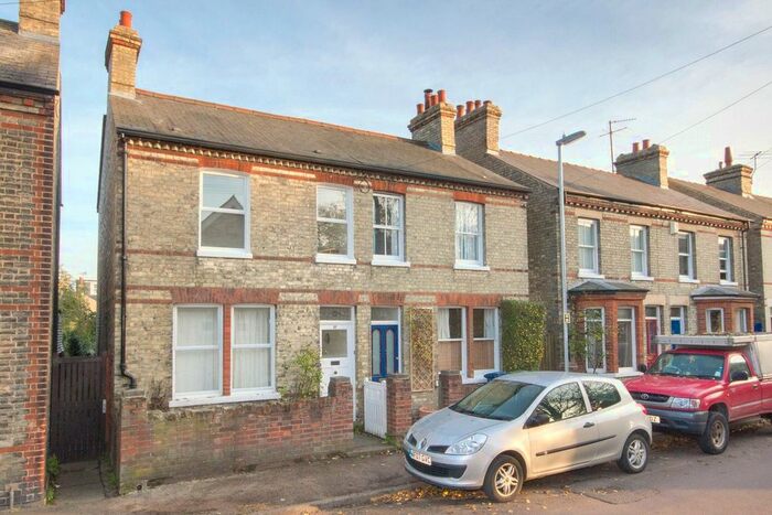 2 Bedroom Semi-Detached House To Rent In Ross Street, Cambridge, CB1