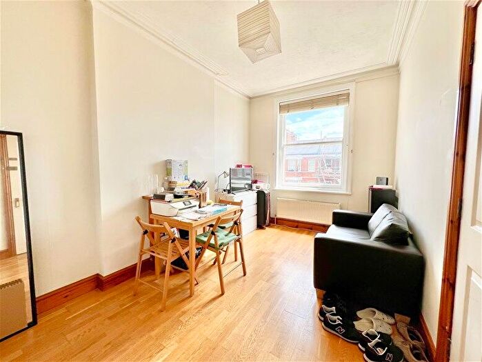 1 Bedroom Flat To Rent In Lithos Road, Finchley Road, NW3