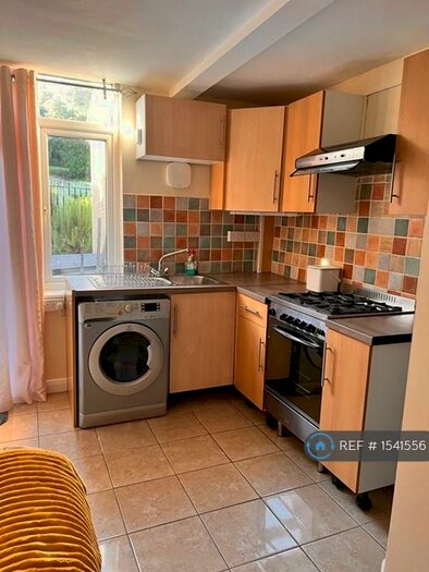1 Bedroom Flat To Rent In Rose Hill, Oxford, OX4