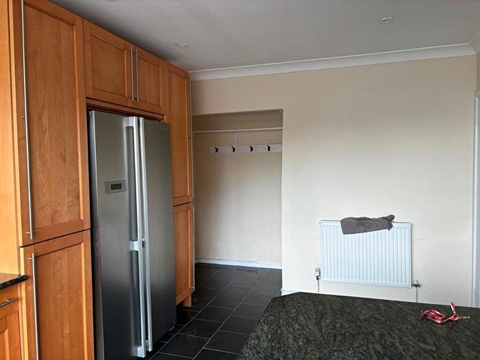 3 Bedroom Semi-Detached House To Rent In Min-Y-Nant, Pencoed, Bridgend, CF35