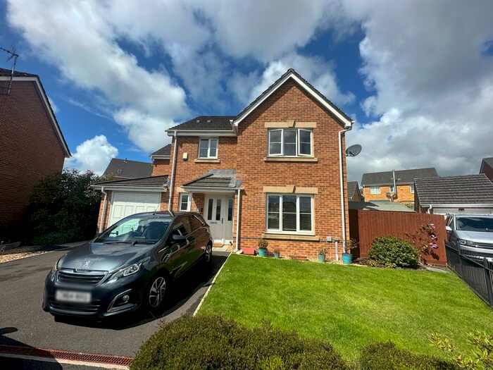 4 Bedroom Detached House To Rent In Ffordd Antwn, Tondu, Bridgend, CF32