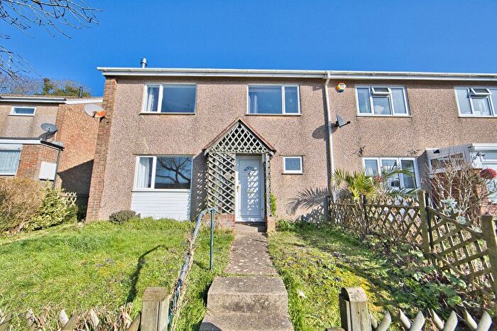 3 Bedroom End Terrace House For Sale In Friars Way, Dover, Kent, CT16