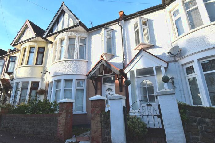 3 Bedroom Terraced House To Rent In Beedell Avenue, Westcliff-On-Sea, SS0