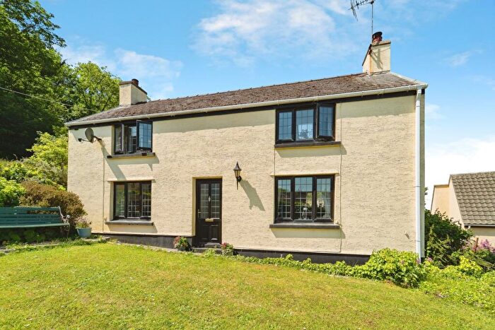 3 Bedroom Detached House For Sale In Holloway Hill, Penally, Tenby, Pembrokeshire, SA70