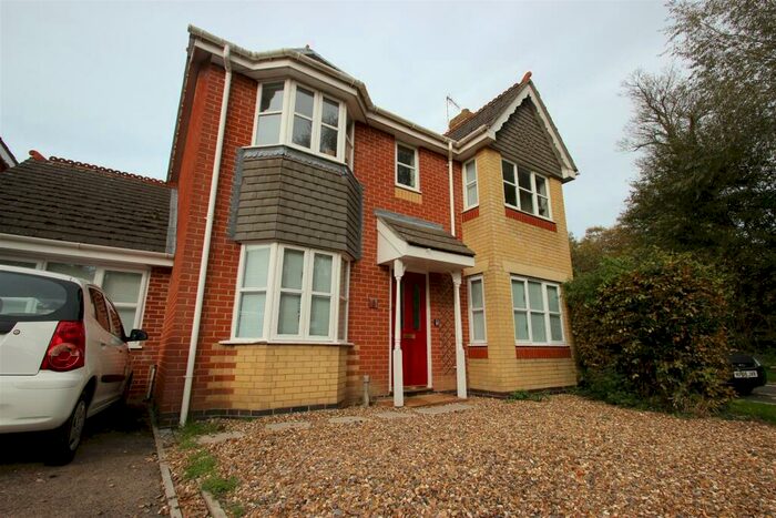 7 Bedroom House To Rent In Mileway Gardens, OX3