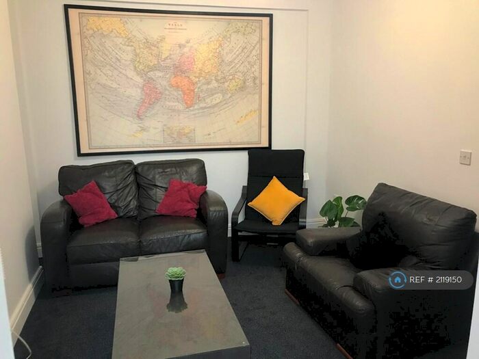 5 Bedroom Terraced House To Rent In Rhyddings Park Road, Brynmill, Swansea, SA2