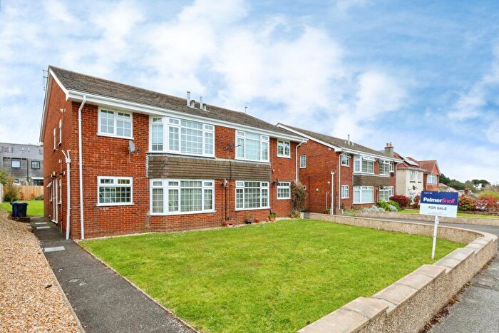 2 Bedroom Flat For Sale In Upper Road, Parkstone, Poole, Dorset, BH12