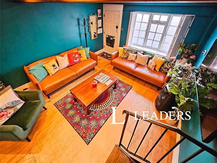 2 Bedroom Terraced House To Rent In Gloucester Street, Brighton, East Sussex, BN1