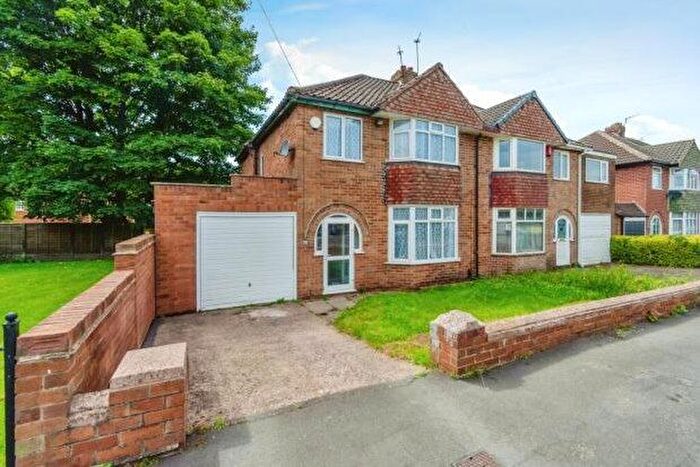 3 Bedroom Property To Rent In Westway, Walsall, WS4