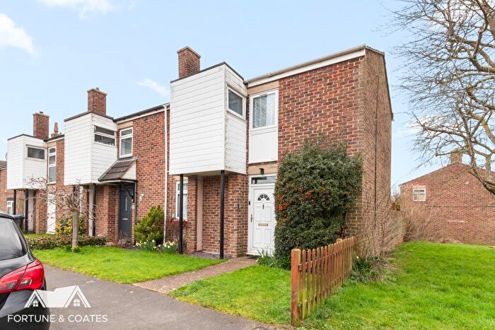 2 Bedroom End Of Terrace House For Sale In Willowfield, Harlow, CM18