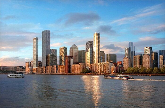 2 Bedroom Flat For Sale In Aspen, Marsh Wall, Canary Wharf, London, E14