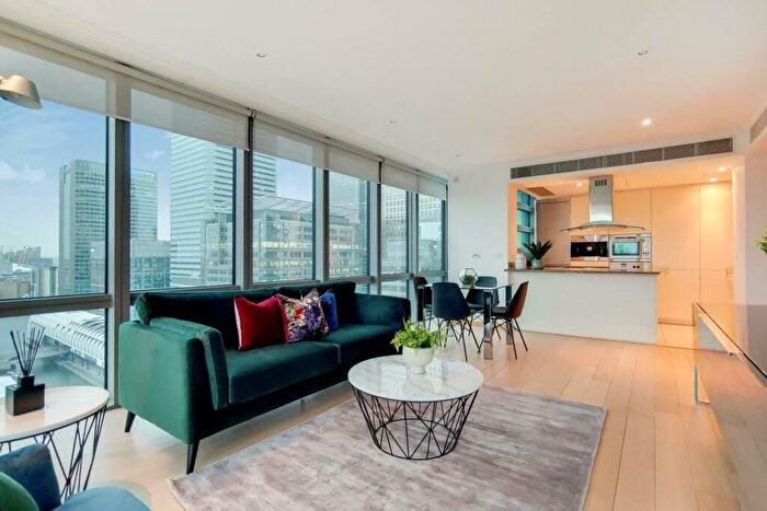 2 Bedroom Flat To Rent In No. West India Quay, Hertsemere Road, London, E14