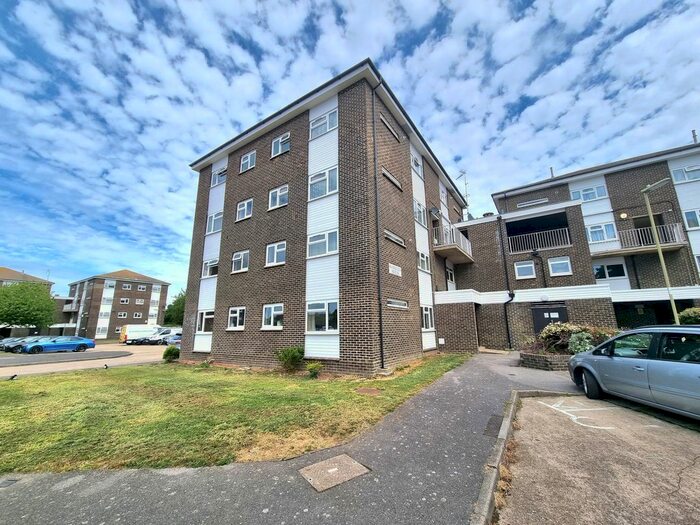 2 Bedroom Flat To Rent In The Anchorage, Gosport, PO12