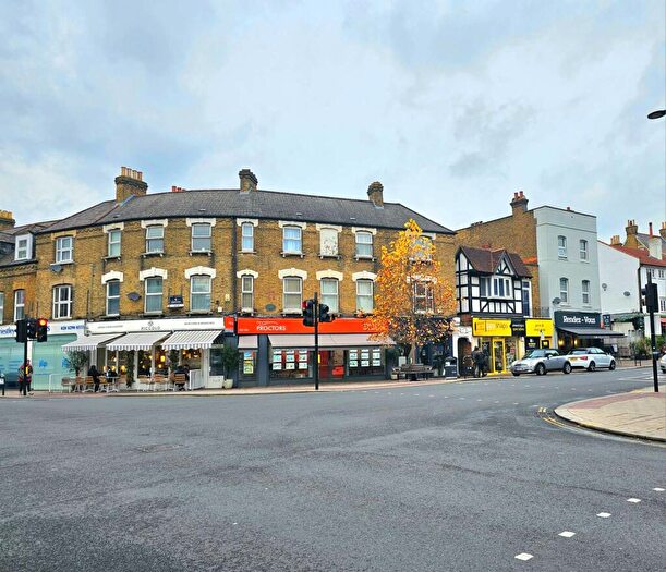 1 Bedroom House To Rent In High Street, Beckenham, BR3