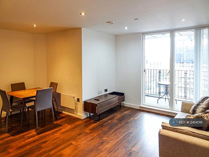 2 Bedroom Flat To Rent In Regent Road, Manchester, M3