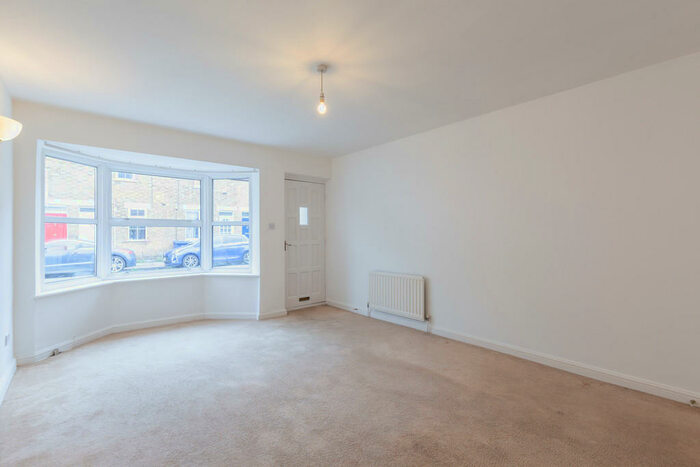 4 Bedroom Semi-Detached House To Rent In Catherine Street, Oxford, OX4