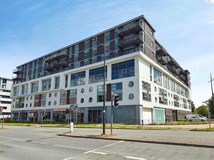 1 Bedroom Flat For Sale In Beckhampton Street, Swindon, SN1