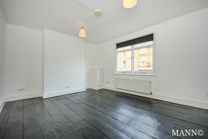2 Bedroom Apartment To Rent In Lee High Road, Lewisham, SE13