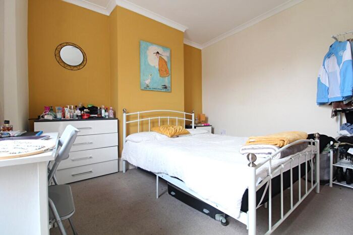 4 Bedroom Terraced House To Rent In Milner Road, BN2