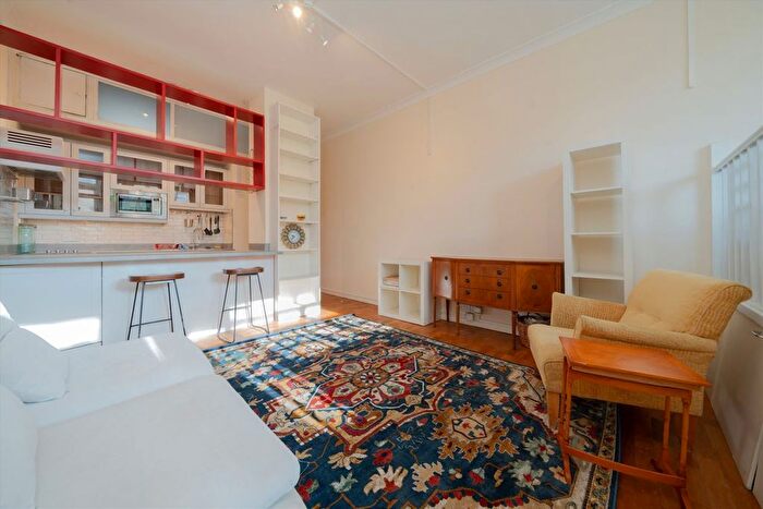 1 Bedroom Flat To Rent In Fulham Road, London, SW6