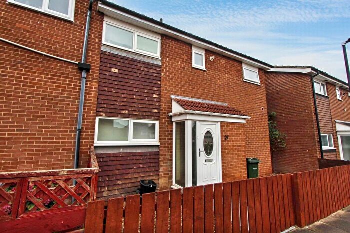 3 Bedroom Semi-Detached House For Sale In Gishford Way, Blakelaw, Newcastle Upon Tyne, Tyne And Wear, NE5