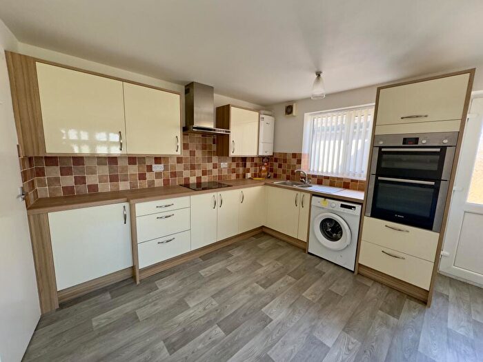 3 Bedroom Bungalow To Rent In Elgin Close, Vicars Cross, CH3