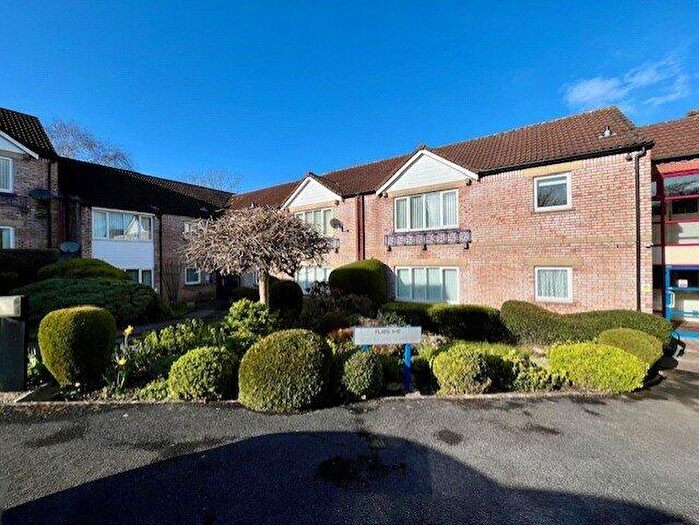 2 Bedroom Apartment For Sale In Fairacres Close, Keynsham, Bristol, BS31