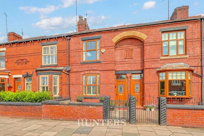 3 Bedroom Terraced House For Sale In Rochdale Road, Middleton, Manchester, M24