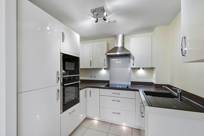 2 Bedroom Flat To Rent In North Street, Ripon, HG4