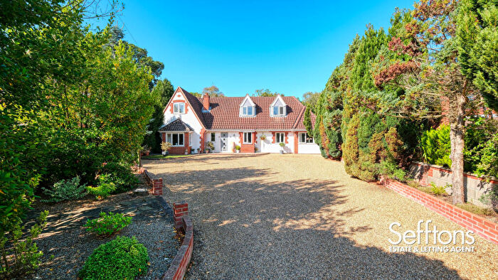 5 Bedroom Detached House For Sale In Heath Road, Thorpe End, Norwich, Norfolk, NR13