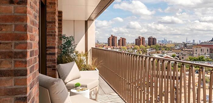 3 Bedroom Flat For Sale In Sands End Lane, London, SW6