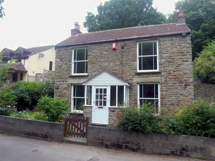 3 Bedroom Detached House To Rent In Lower Conham Vale, Hanham, Bristol, BS15