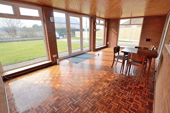 3 Bedroom Detached House For Sale In Wallcrest, North Road, Tattershall Thorpe, LN4